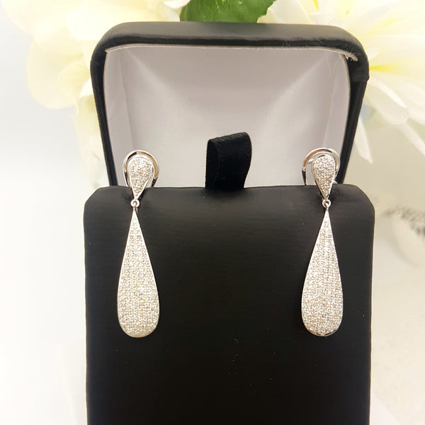 Diamond Drop Earrings in 14K White Gold